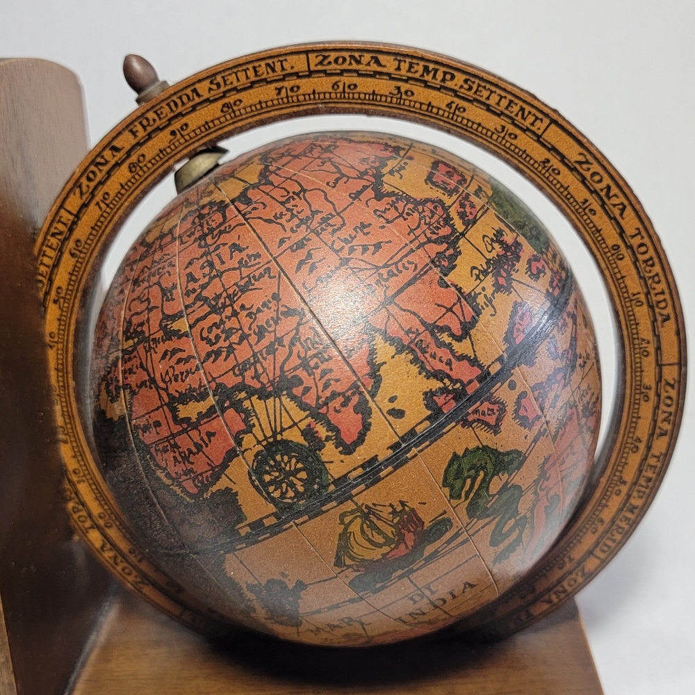 Vintage Pair of Old World Wood Globe Bookends W/ Dragons & Poseidon - Picture 7 of 7